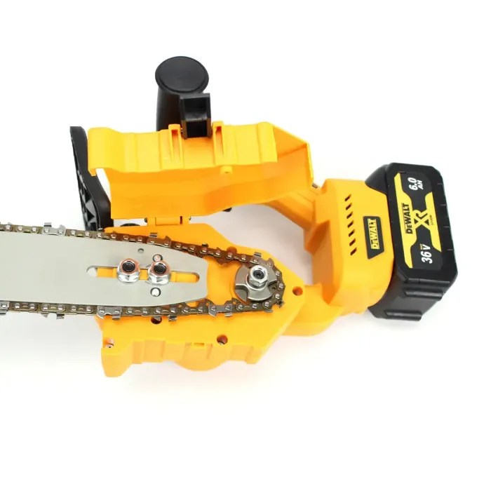 Акумуляторна пила DeWalt DCM122N (36V, 6Ah) — АКБ пила з автоматичним змащенням ланцюга